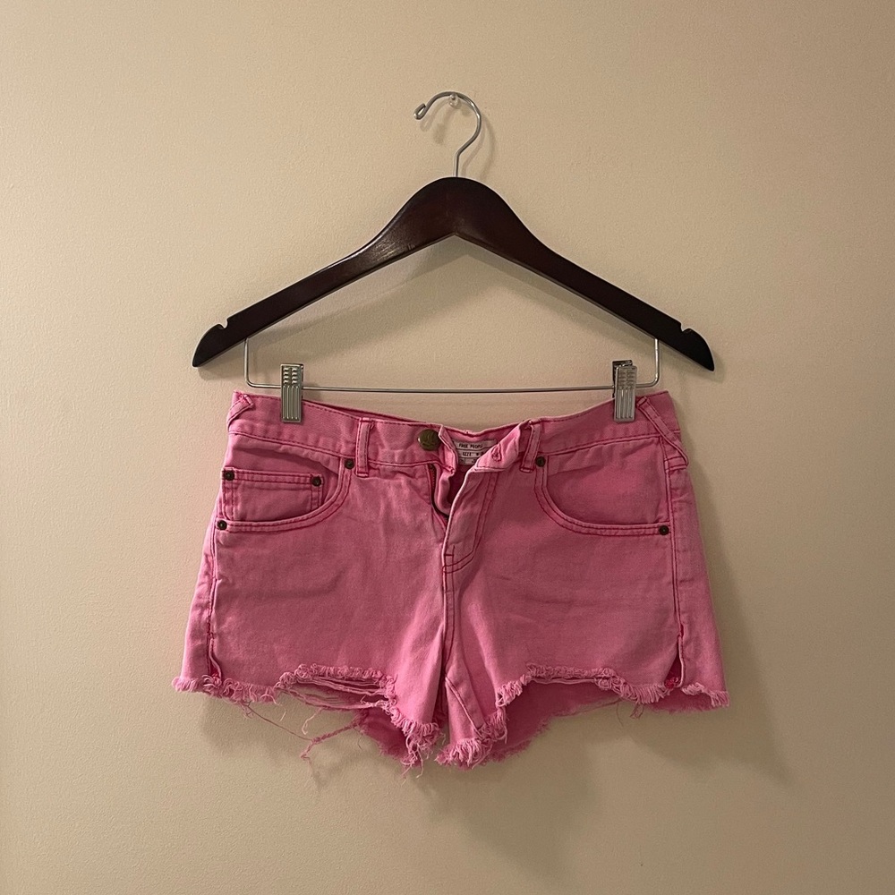 Carmar pink shorts